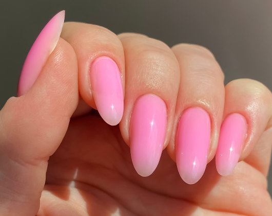 Gēla nagu pieaudzēšana un modelēšana